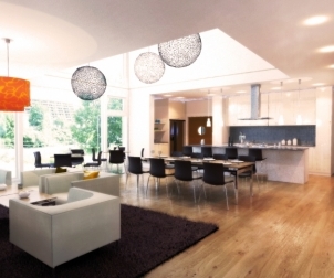 I samarbeid med Riss